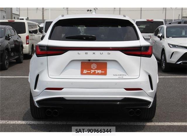 Lexus NX 2023-09 8074380-8