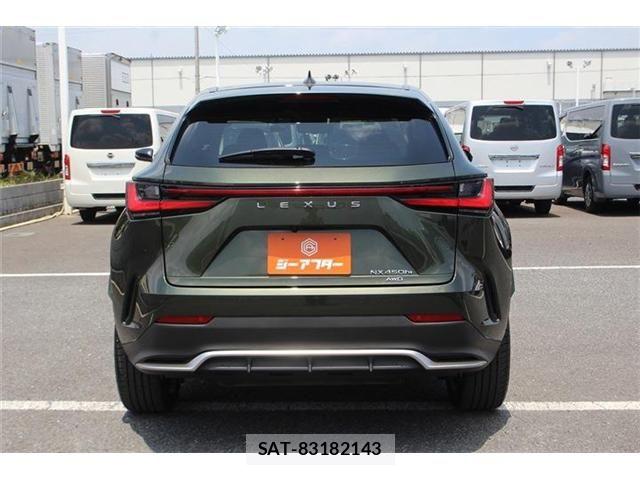 Lexus NX 2022-11 8074381-12