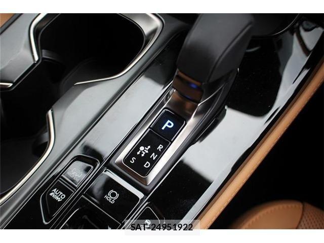 Lexus NX 2021-12 8100184-21