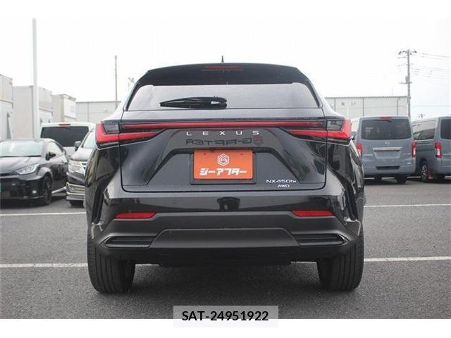 Lexus NX 2021-12 8100184-7
