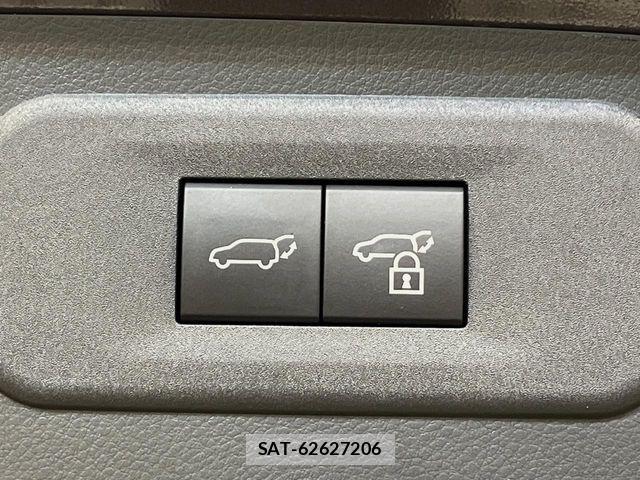 Lexus NX 2023-11 8131041-7
