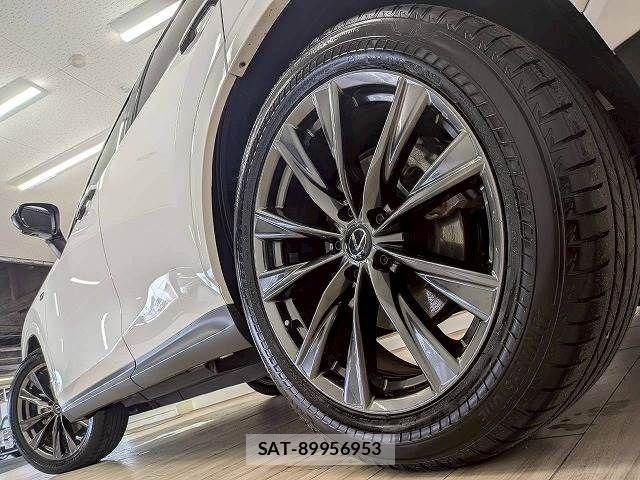 Lexus NX 2023-09 8245747-18