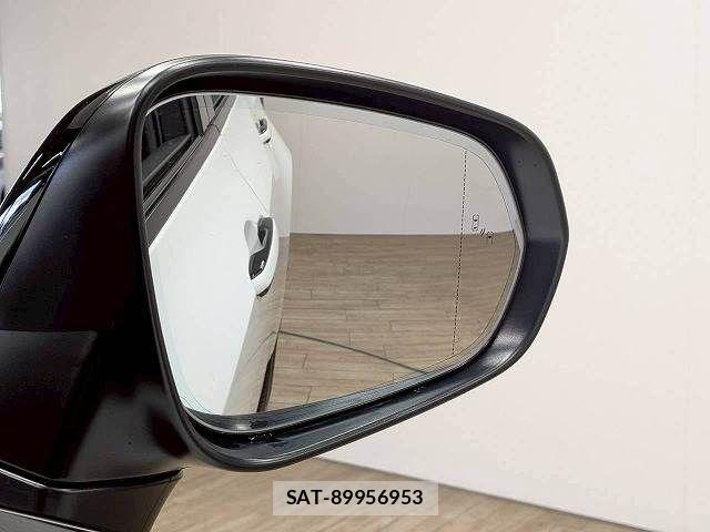 Lexus NX 2023-09 8245747-6