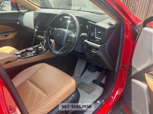 Lexus NX 2022-06 8315215-12