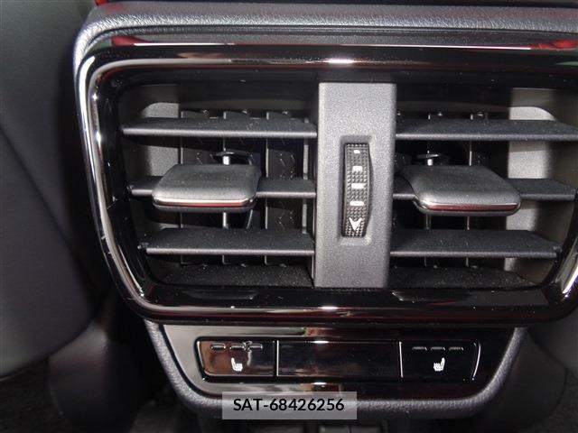 Lexus NX 2022-06 8336590-14