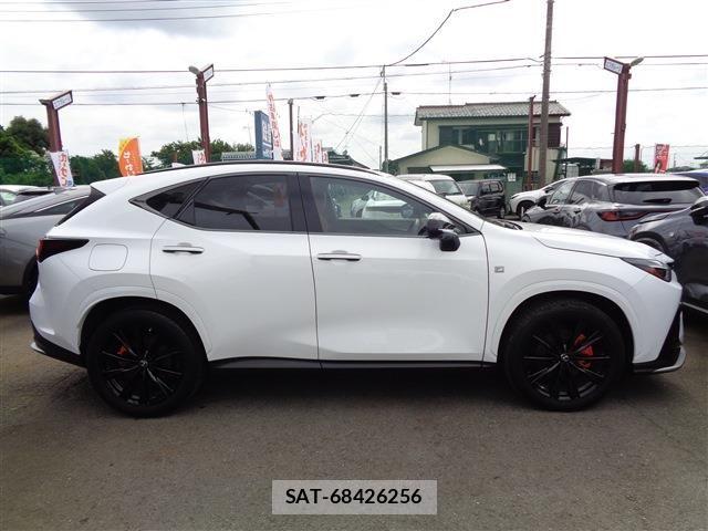 Lexus NX 2022-06 8336590-3