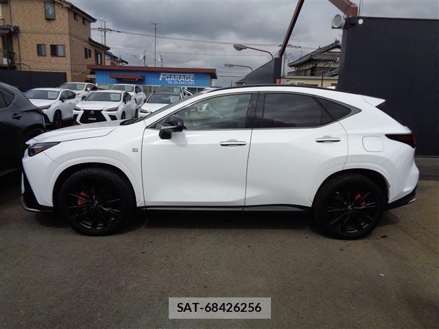 Lexus NX 2022-06 8336590-4