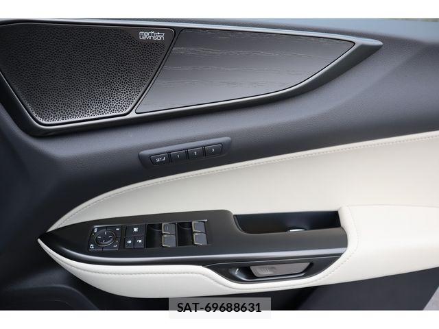 Lexus NX 2025-03 8336589-18