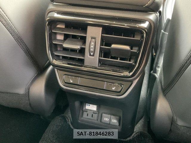 Lexus NX 2022-05 8413306-23
