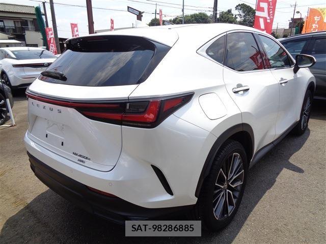 Lexus NX 2023-09 8525585-7