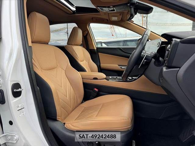 Lexus NX 2021-12 8666420-15