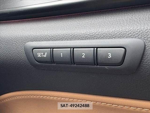 Lexus NX 2021-12 8666420-23