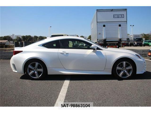 Lexus RC 2015-12 4595638-14