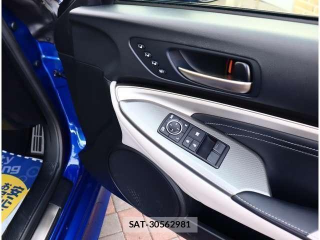 Lexus RC 2016-11 6995162-7