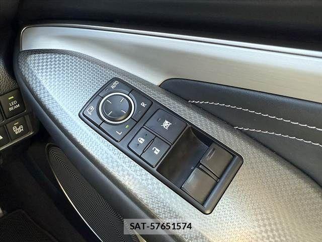 Lexus RC 2016-02 7562371-20