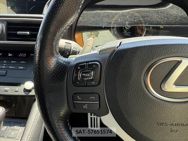 Lexus RC 2016-02 7562371-22