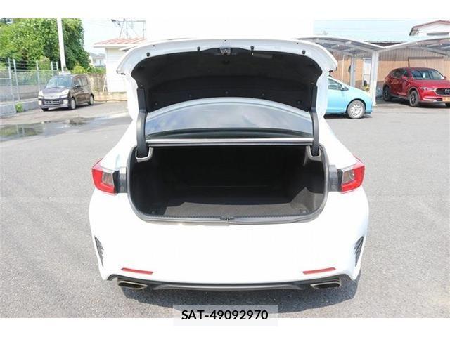Lexus RC 2015-11 8146081-25