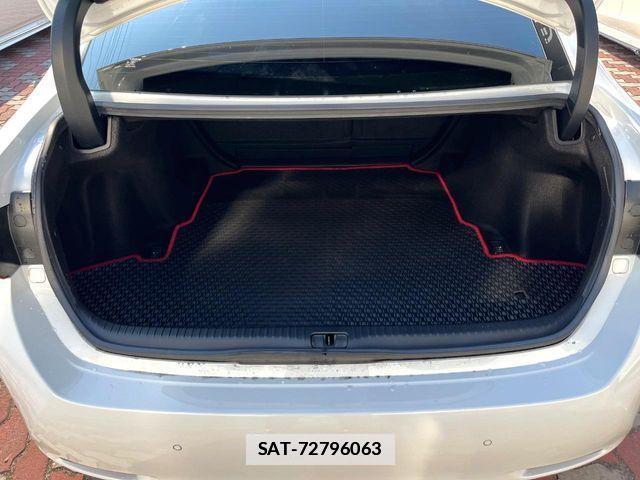 Lexus RC 2018-04 1228575-10
