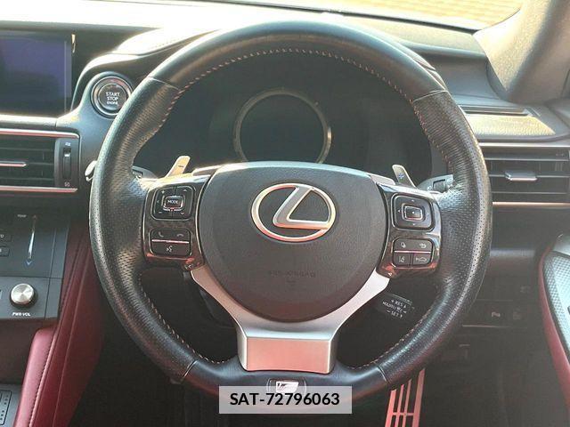 Lexus RC 2018-04 1228575-11