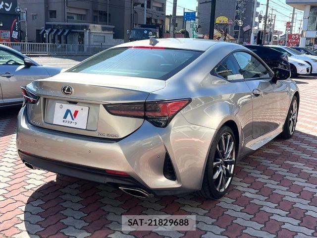 Lexus RC 2019-09 4964855-16