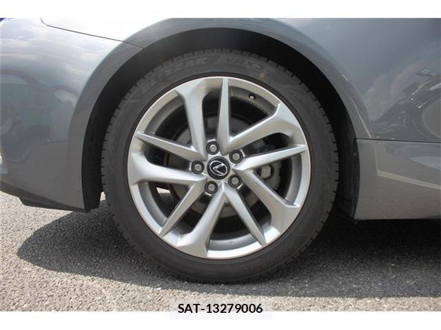 Lexus RC 2020-02 6305007-17