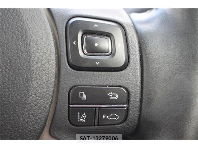 Lexus RC 2020-02 6305007-3