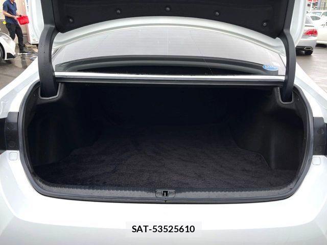 Lexus RC 2018-07 7059307-13