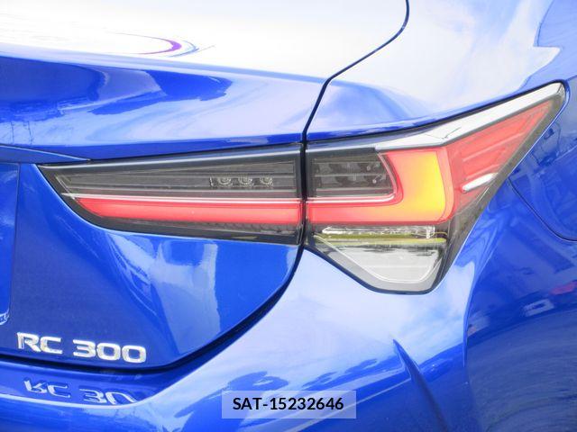 Lexus RC 2019-02 7725167-27