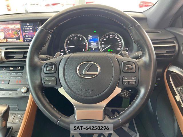 Lexus RC 2021-08 7979792-7