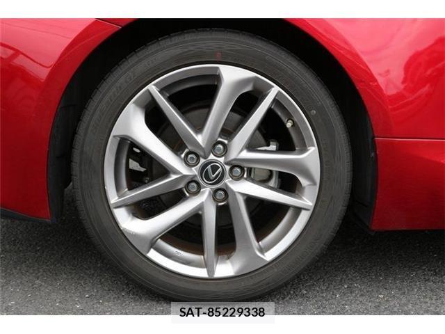 Lexus RC 2021-04 8830019-20