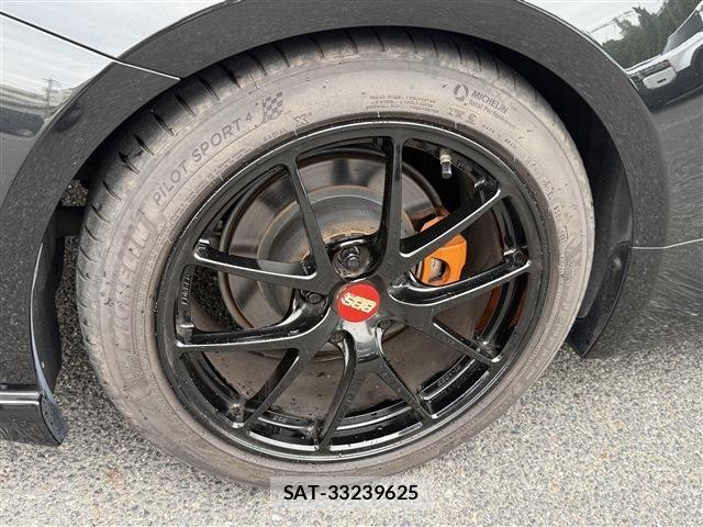 Lexus RC 2018-10 8830018-13