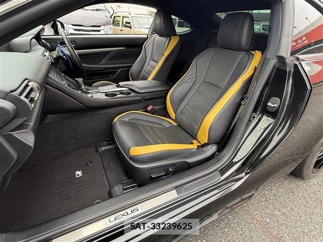 Lexus RC 2018-10 8830018-25