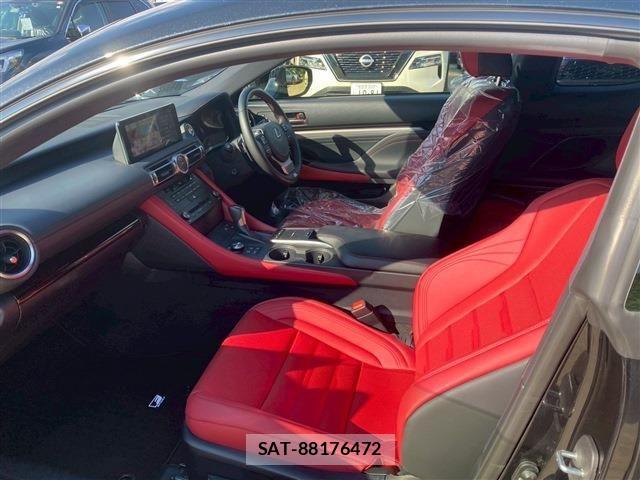 Lexus RC 2023-01 1228578-11