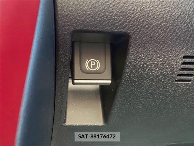 Lexus RC 2023-01 1228578-25