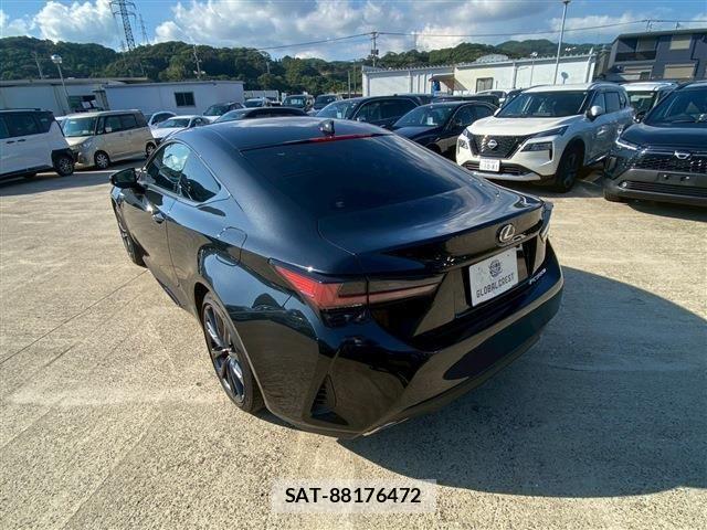 Lexus RC 2023-01 1228578-4
