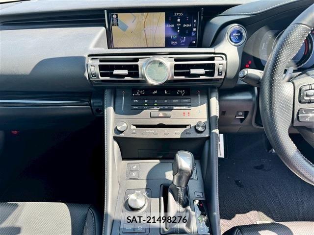 Lexus RC 2021-08 1282070-20