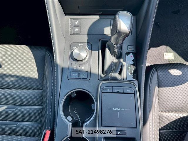 Lexus RC 2021-08 1282070-24