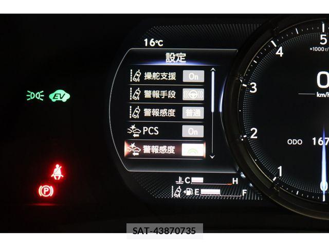 Lexus RC 2022-05 1429163-12