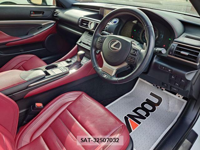 Lexus RC 2015-05 2082078-10