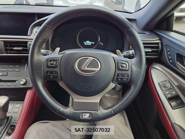 Lexus RC 2015-05 2082078-12