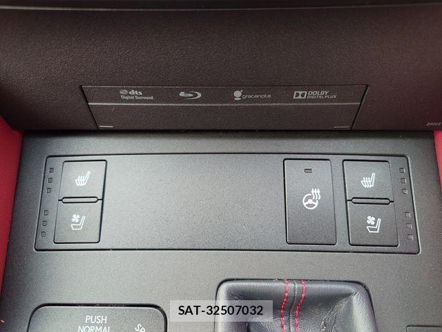 Lexus RC 2015-05 2082078-17