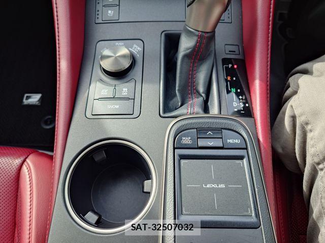 Lexus RC 2015-05 2082078-18