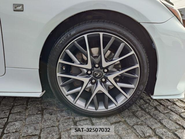 Lexus RC 2015-05 2082078-7