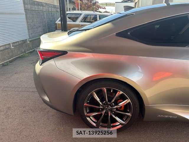 Lexus RC 2019-02 2082071-14