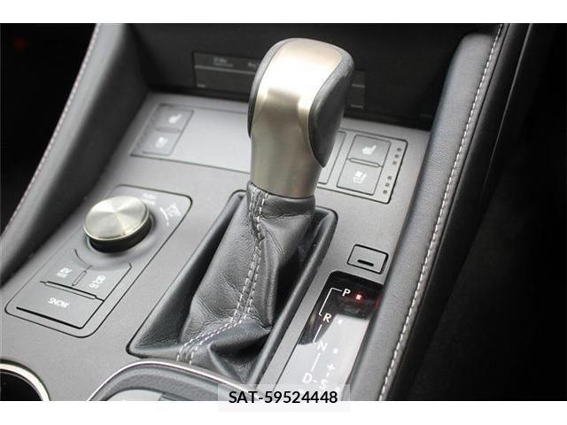 Lexus RC 2015-09 3674868-26