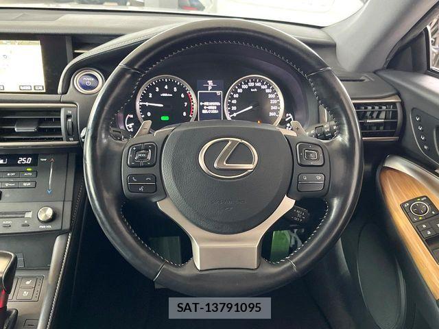 Lexus RC 2016-09 4964880-8