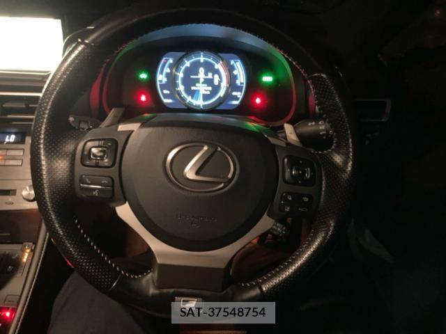 Lexus RC 2019-07 5871143-15