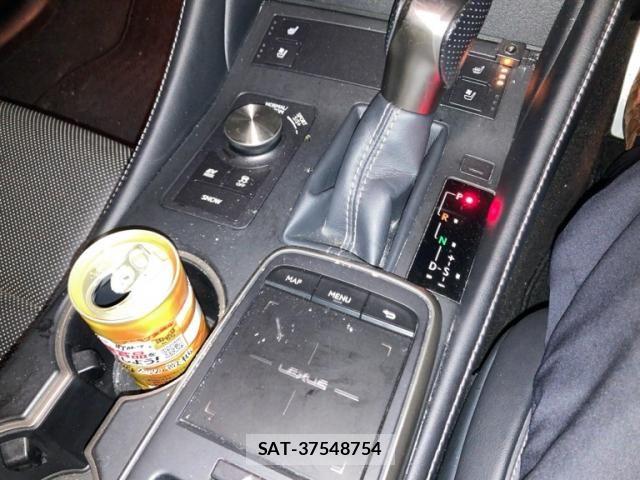 Lexus RC 2019-07 5871143-20