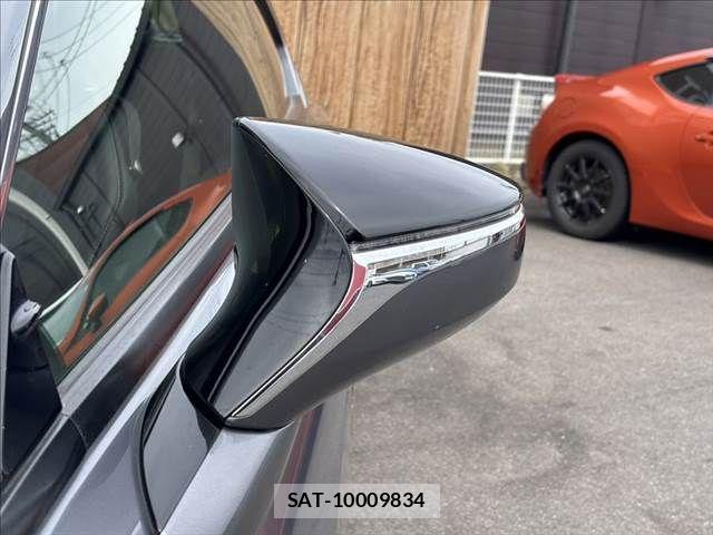 Lexus RC 2019-04 6011841-23