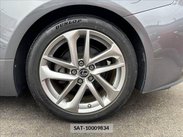 Lexus RC 2019-04 6011841-27